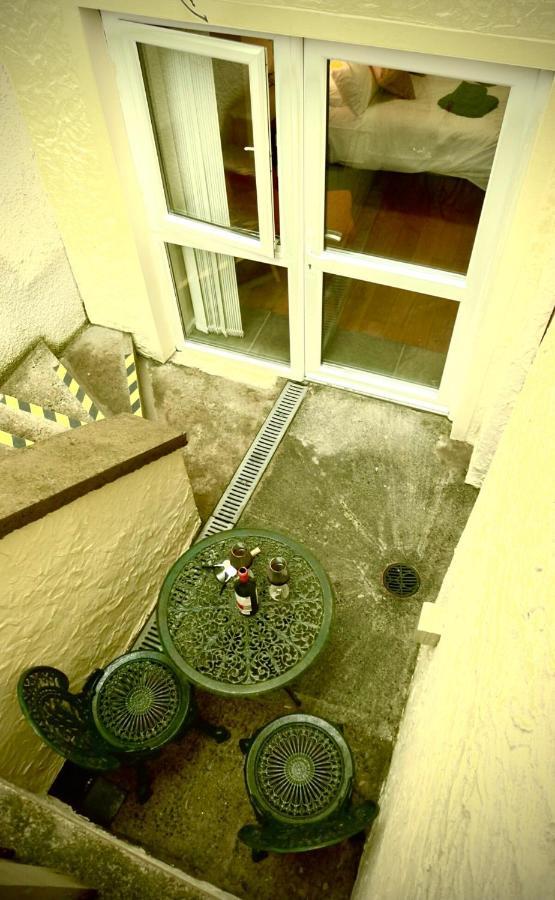 “Dragons Den” Centrally Located Modern Apartment Aberystwyth Exterior foto